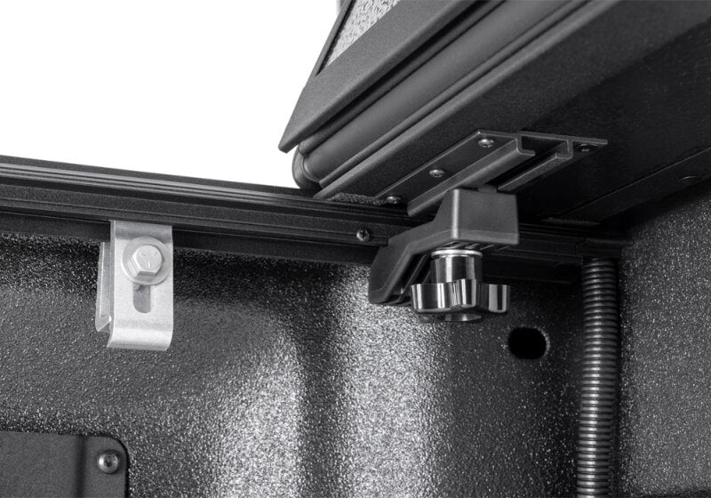 BAK 04-14 Ford F-150 5ft 6in Bed BAKFlip G2
