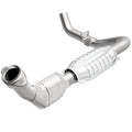 MagnaFlow Direct Fit Catalytic Converter 99-02 Expedition 5.4L 4wd