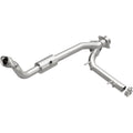 MagnaFlow Direct Fit Catalytic Converter 05-06 Lincoln Navigator 5.4L w/ 3in Main Piping