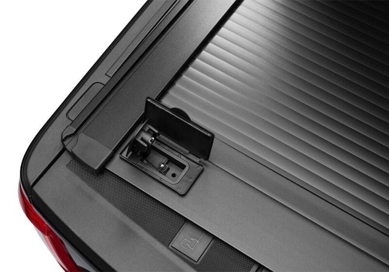 Retrax 17-18 Super Duty F-250-350 Short Bed RetraxONE XR