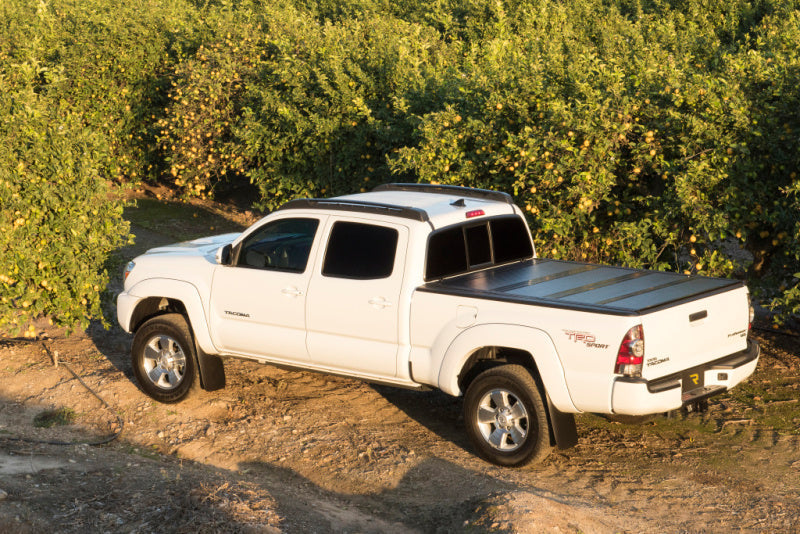 BAK 00-04 Toyota Tacoma 5ft Bed BAKFlip G2