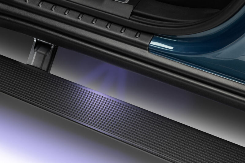 AMP Research 22-23 Chevy/GMC Silverado/Sierra 1500 & 2024 2500/3500HD Double/CC PowerStep Xtreme