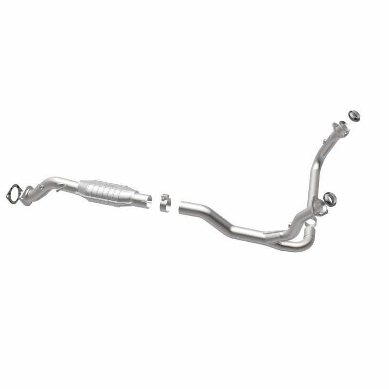 MagnaFlow Direct Fit Catalytic Converter 00-05 Blazer 4WD 4.3L OEM