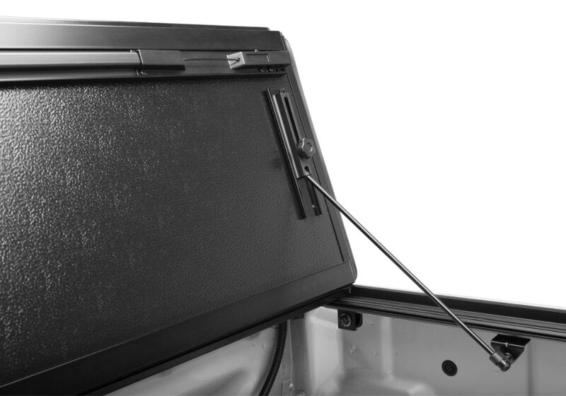 BAK 16-20 Nissan Titan 5ft 6in Bed BAKFlip G2