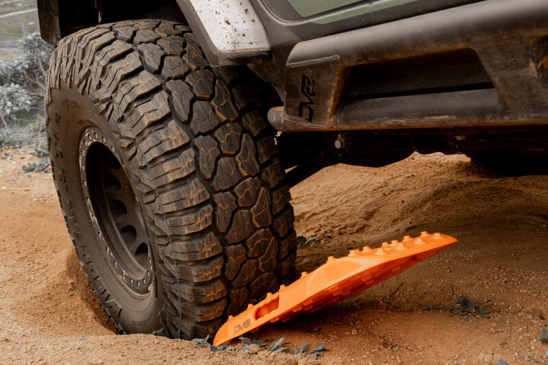 DV8 Offroad DV8 Xtract Mini Traction Board | Pair | Orange