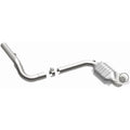MagnaFlow Direct Fit Catalytic Conv 02-06 Cadillac Escalade / 02-06 GM Yukon (Inc Denali) 6.0L D/S
