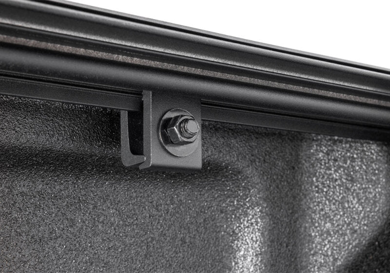 BAK 04-14 Ford F-150 8.1ft. Bed Revolver X4ts