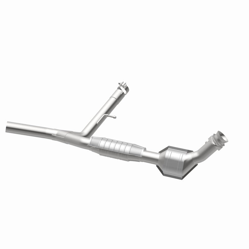 MagnaFlow Direct Fit Catalytic Converter 04-06 F-150 5.4 2WD P/S 49S