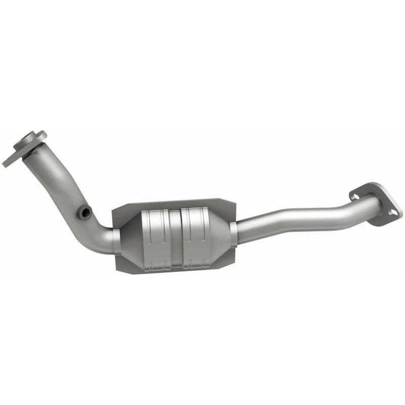 MagnaFlow Direct Fit Catalytic Converter 01-04 Frontier Passenger Side Rear 3.3L