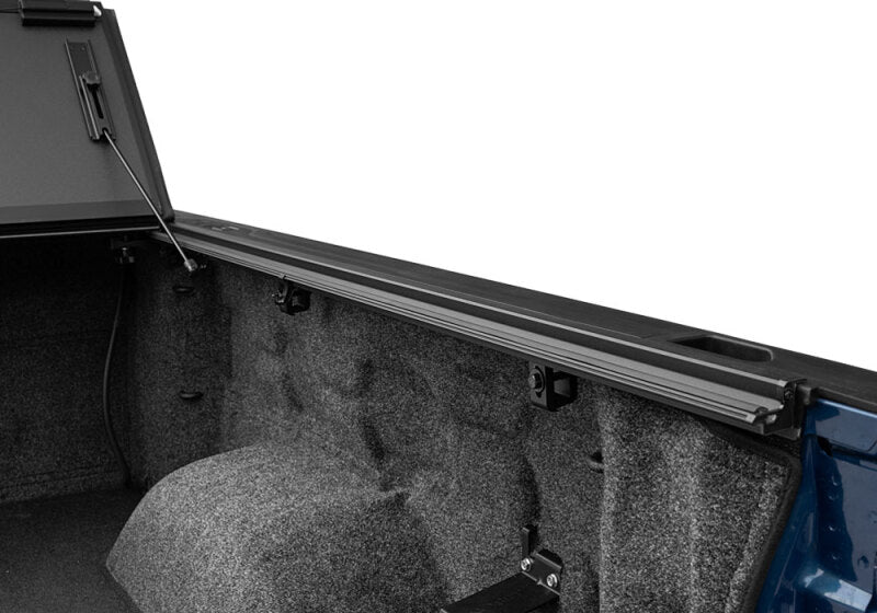BAK 04-14 Chevy Silverado 1500 5ft 8in Bed BAKFlip MX4 Matte Finish