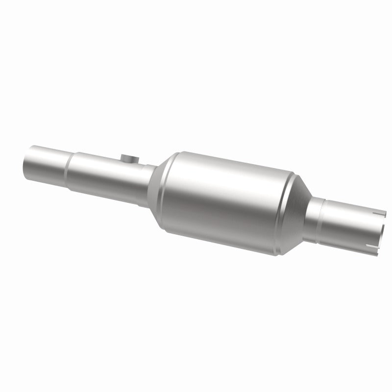 MagnaFlow Direct Fit Catalytic Converter 96-98 Jeep Grand Cherokee Underbody