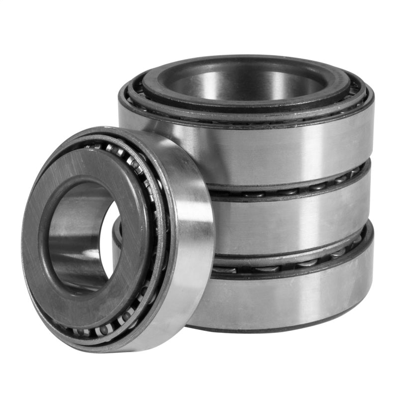 Yukon Gear 9.5in GM 4.56 Rear Ring & Pinion Install Kit Axle Bearings and Seals