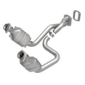 MagnaFlow Direct Fit Catalytic Converter 05-07 Ford F250/F350 5.4L
