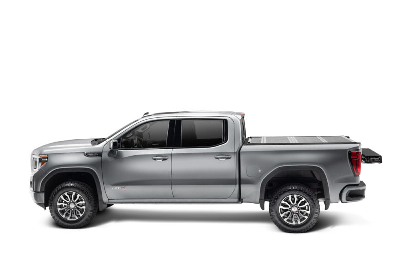 BAK 14-18 Chevy Silverado 1500 / 15-20 Chevy Silverado 2500/3500 6ft 6in Bed BAKFlip F1